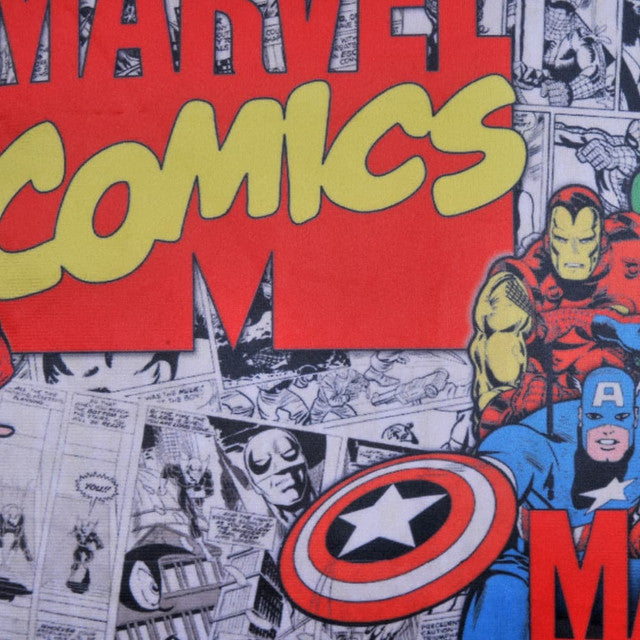 detalle del Cojín Velour 40x40 cms Avengers Comics | Mashini