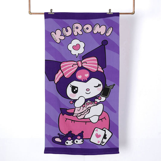 Set Toalla, Lentes de Agua y Bolso Kuromi Mora