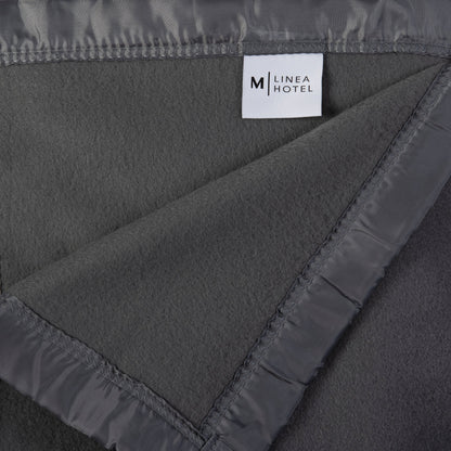 Frazada King Polar Borde Satin Linea Hotel Gris