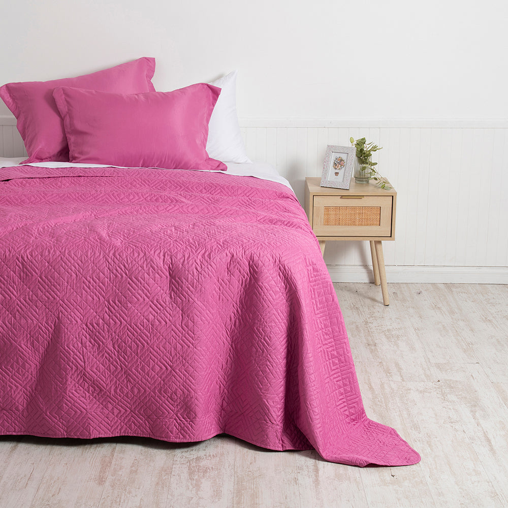 Quilt 2 Plazas Cordoba Fucsia