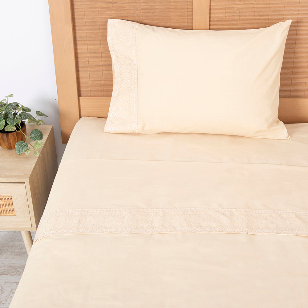 Sábana 1.5 Plazas 144 Hilos Broderie Geo Nude