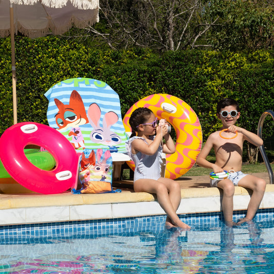 Set Toalla 70x140 cm + 4 Anillos de Buceo Zootopia Hopps