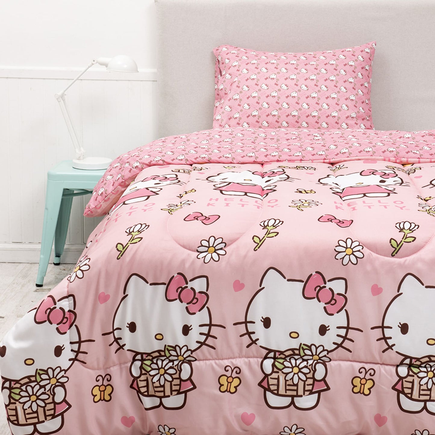 Plumón 1.5 Plazas Hello Kitty Margarita